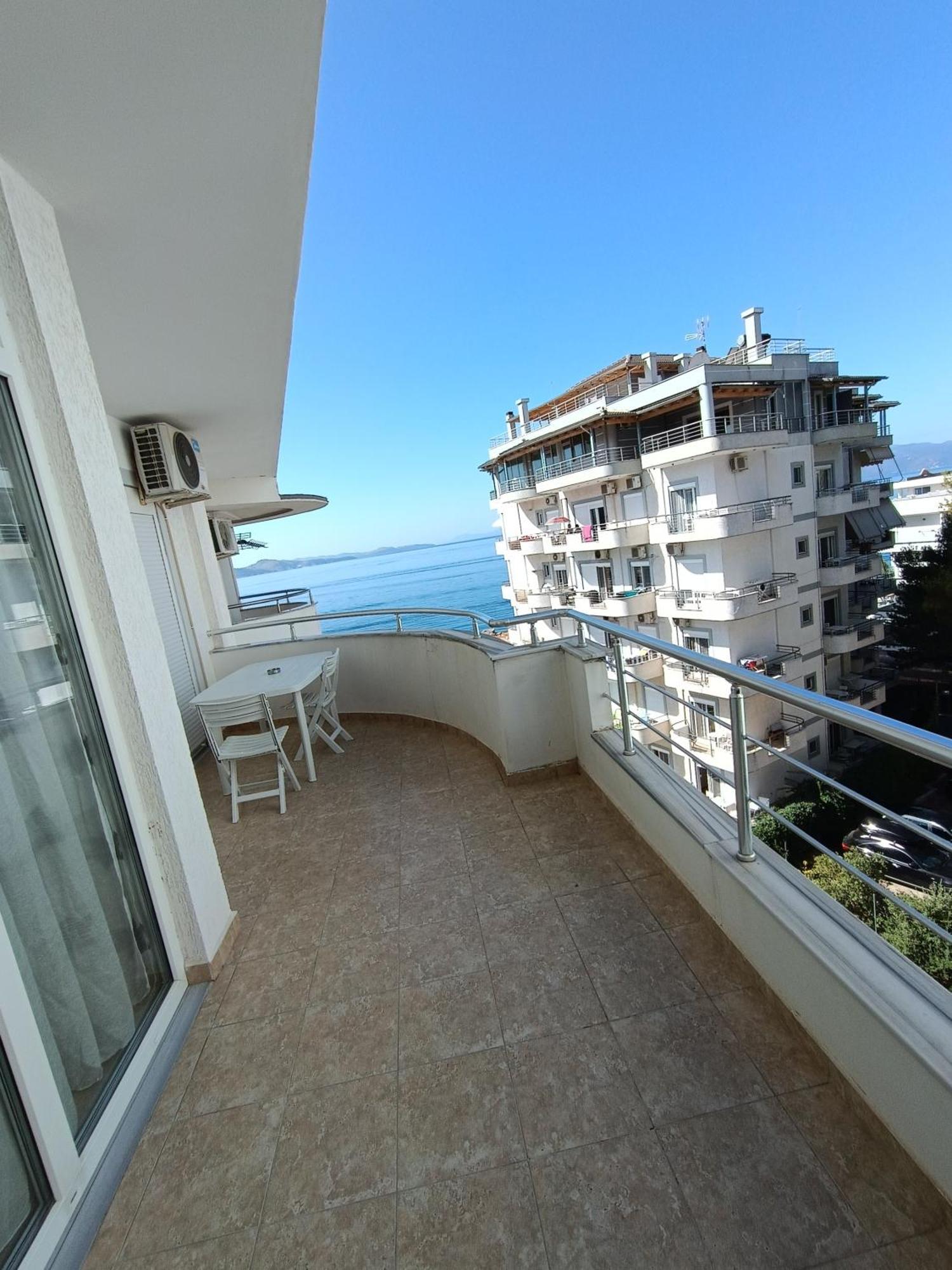 Majki Beach Apartments Sarande Ngoại thất bức ảnh