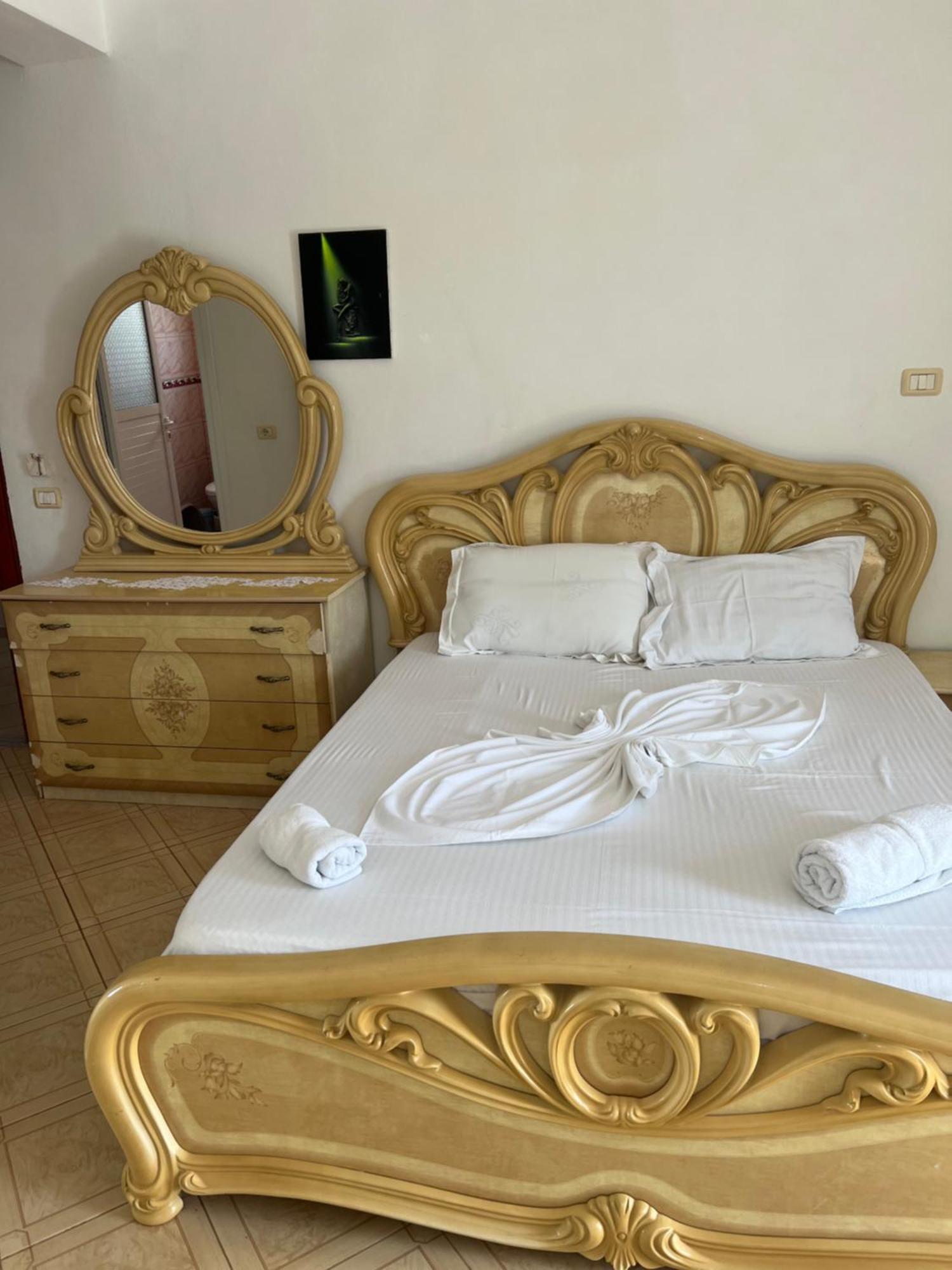 Majki Beach Apartments Sarande Ngoại thất bức ảnh