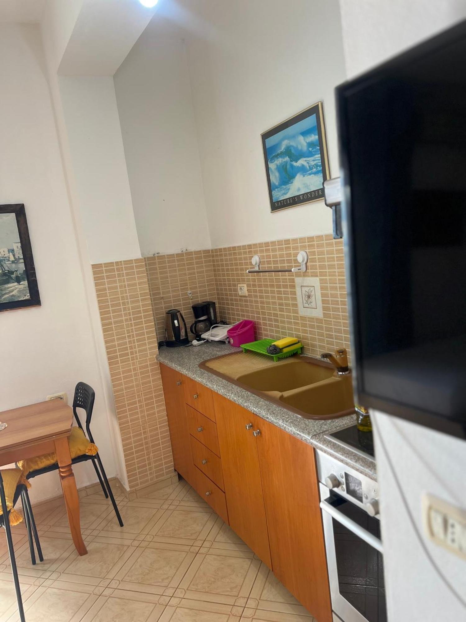 Majki Beach Apartments Sarande Ngoại thất bức ảnh