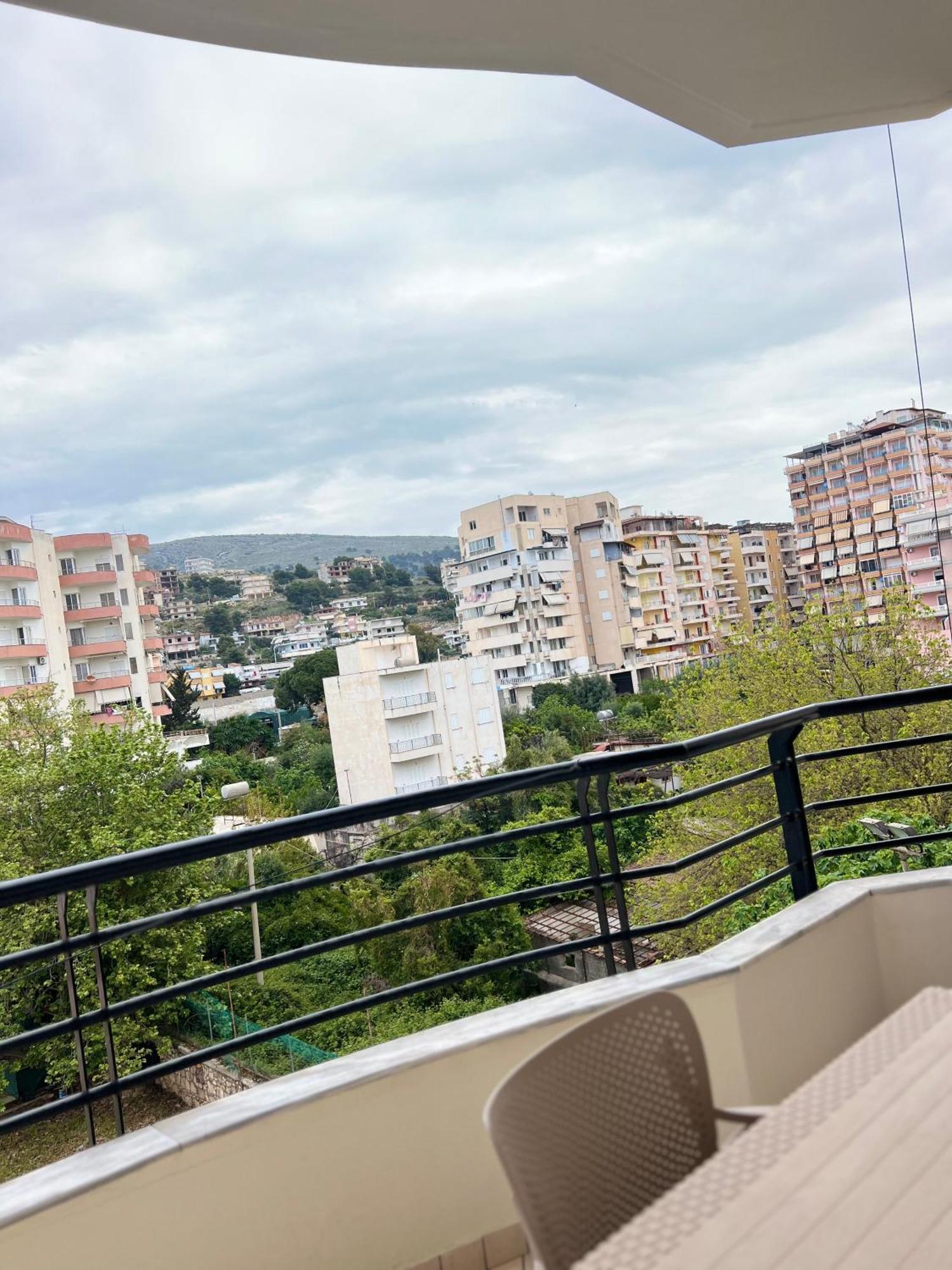 Majki Beach Apartments Sarande Ngoại thất bức ảnh