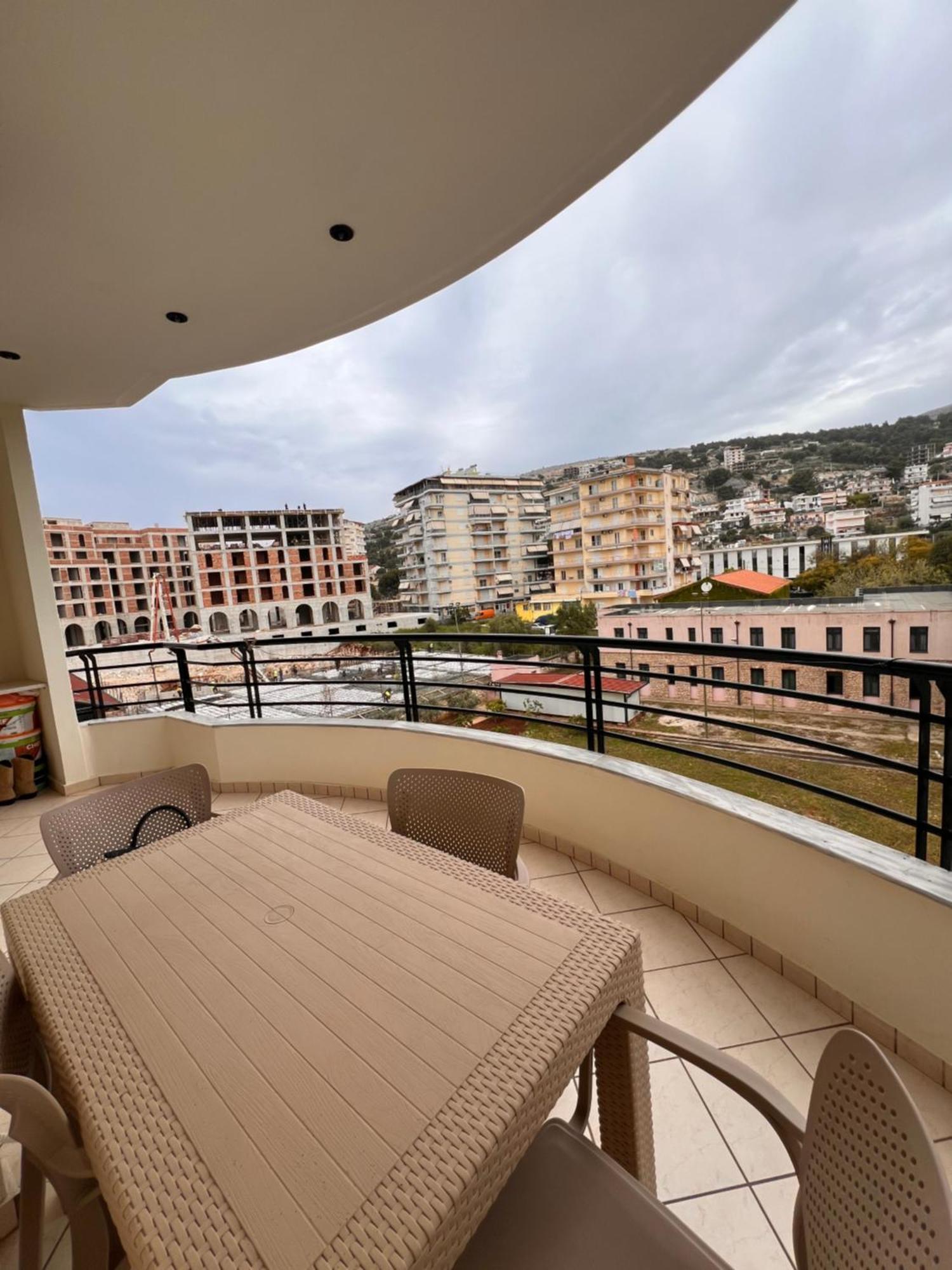 Majki Beach Apartments Sarande Ngoại thất bức ảnh