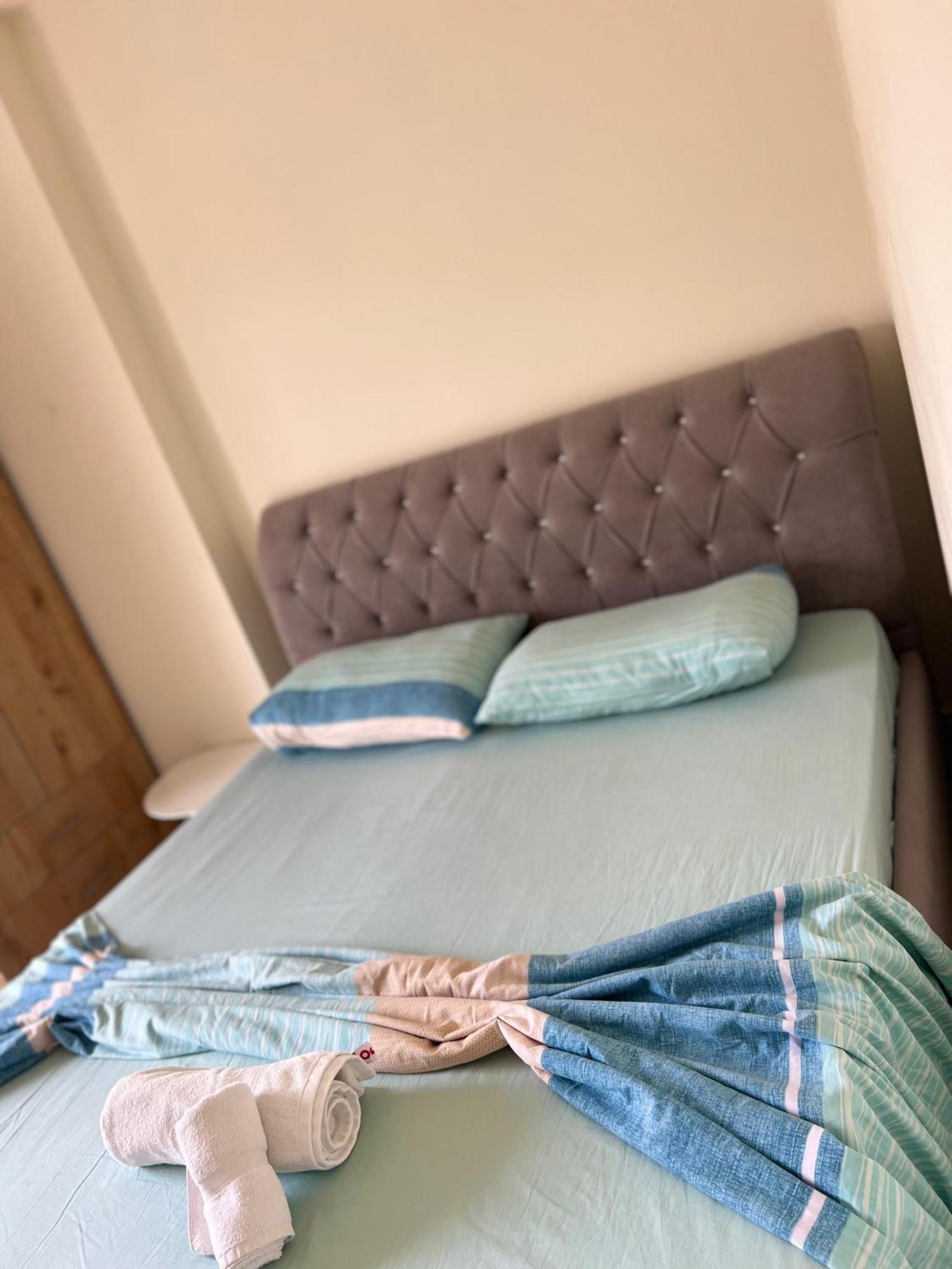 Majki Beach Apartments Sarande Ngoại thất bức ảnh
