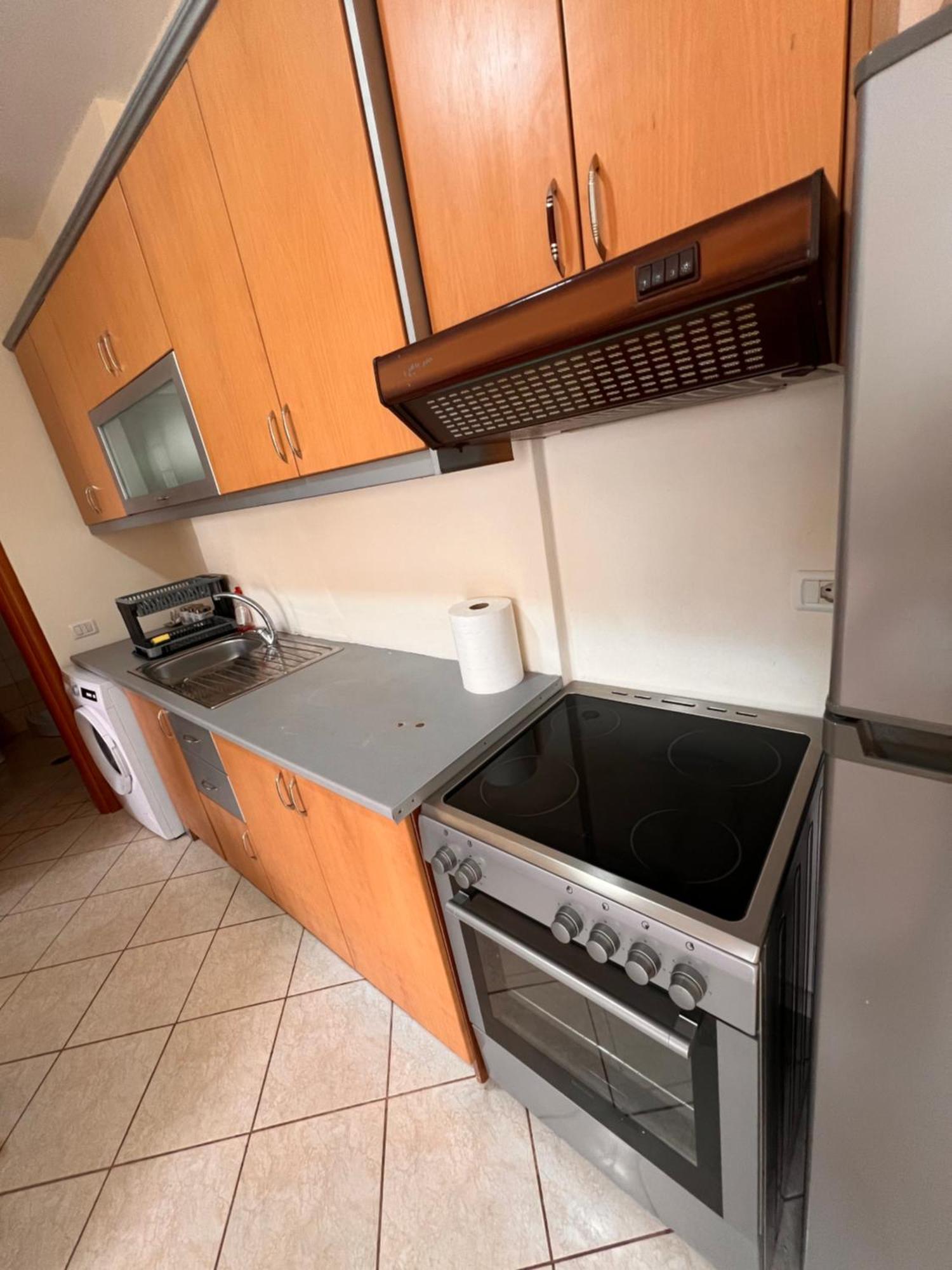 Majki Beach Apartments Sarande Ngoại thất bức ảnh