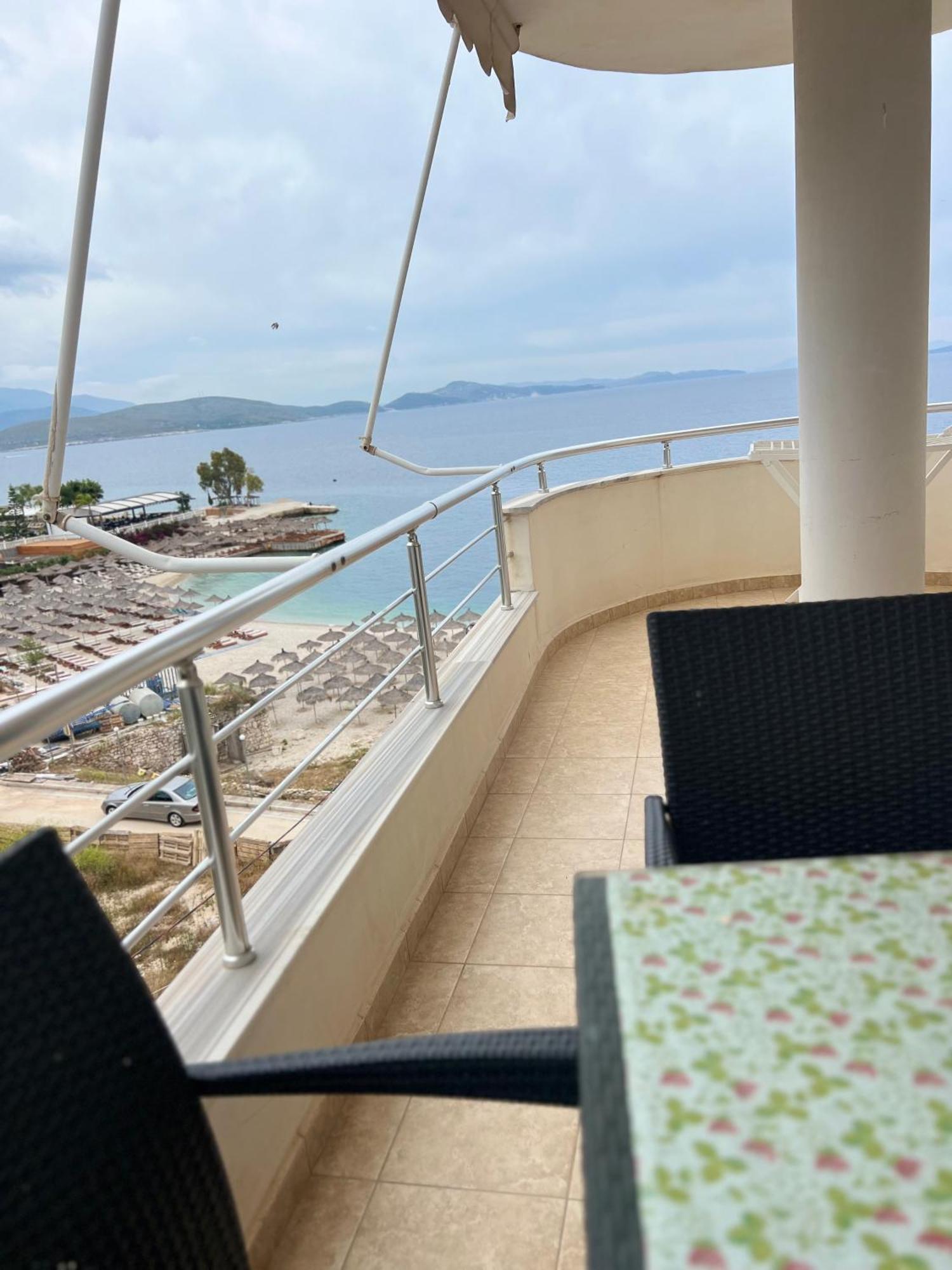 Majki Beach Apartments Sarande Ngoại thất bức ảnh