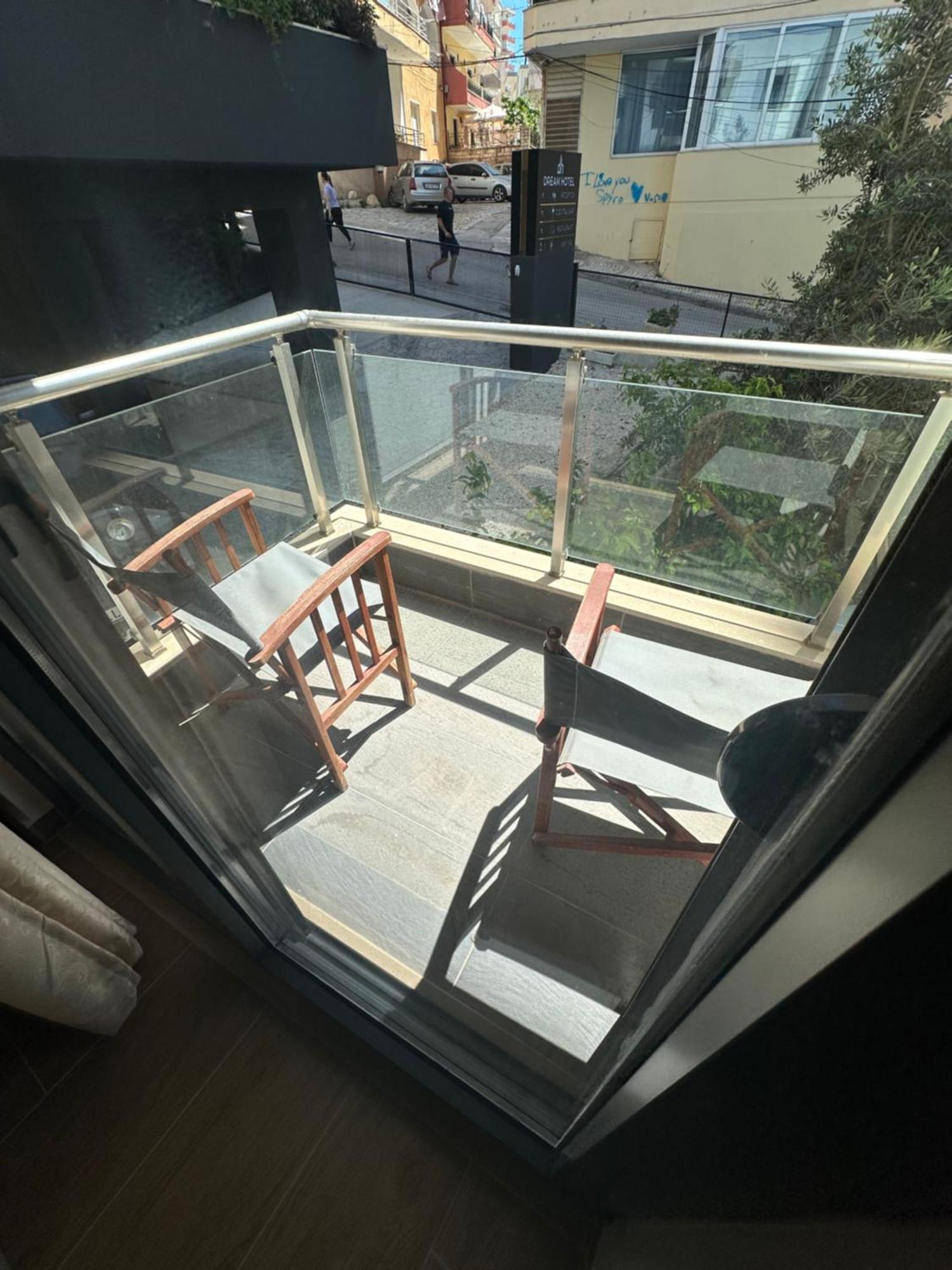 Majki Beach Apartments Sarande Ngoại thất bức ảnh